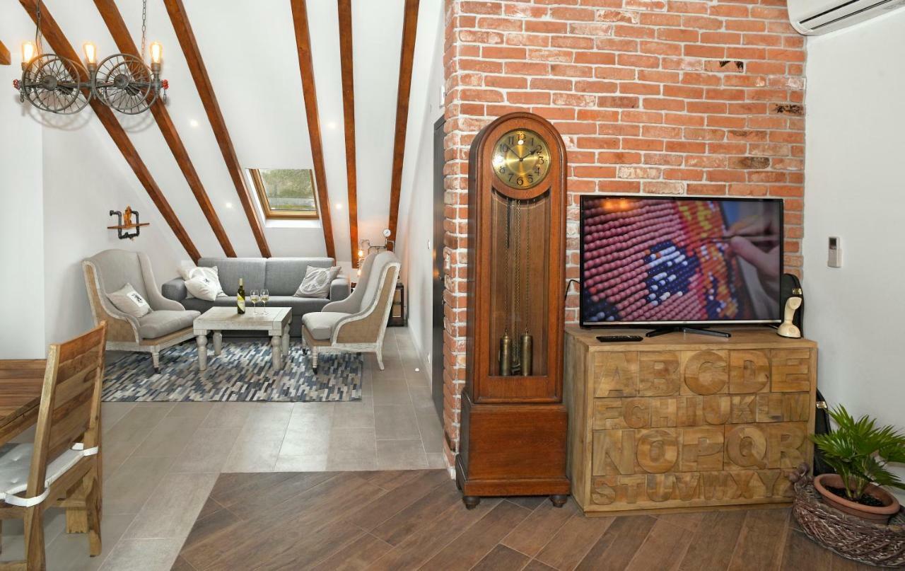 Apartment Holiday In Подстрана Экстерьер фото