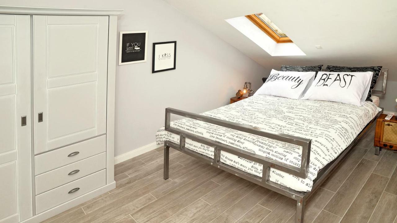Apartment Holiday In Подстрана Экстерьер фото